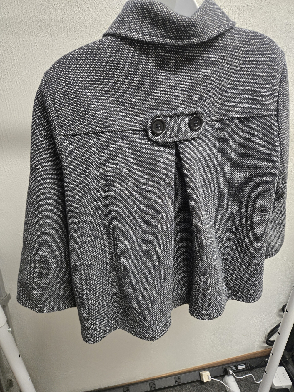 Vintage Tweed Women's Gray Croft & Barrow Short Coat with Button Collar - Picture 2 of 4